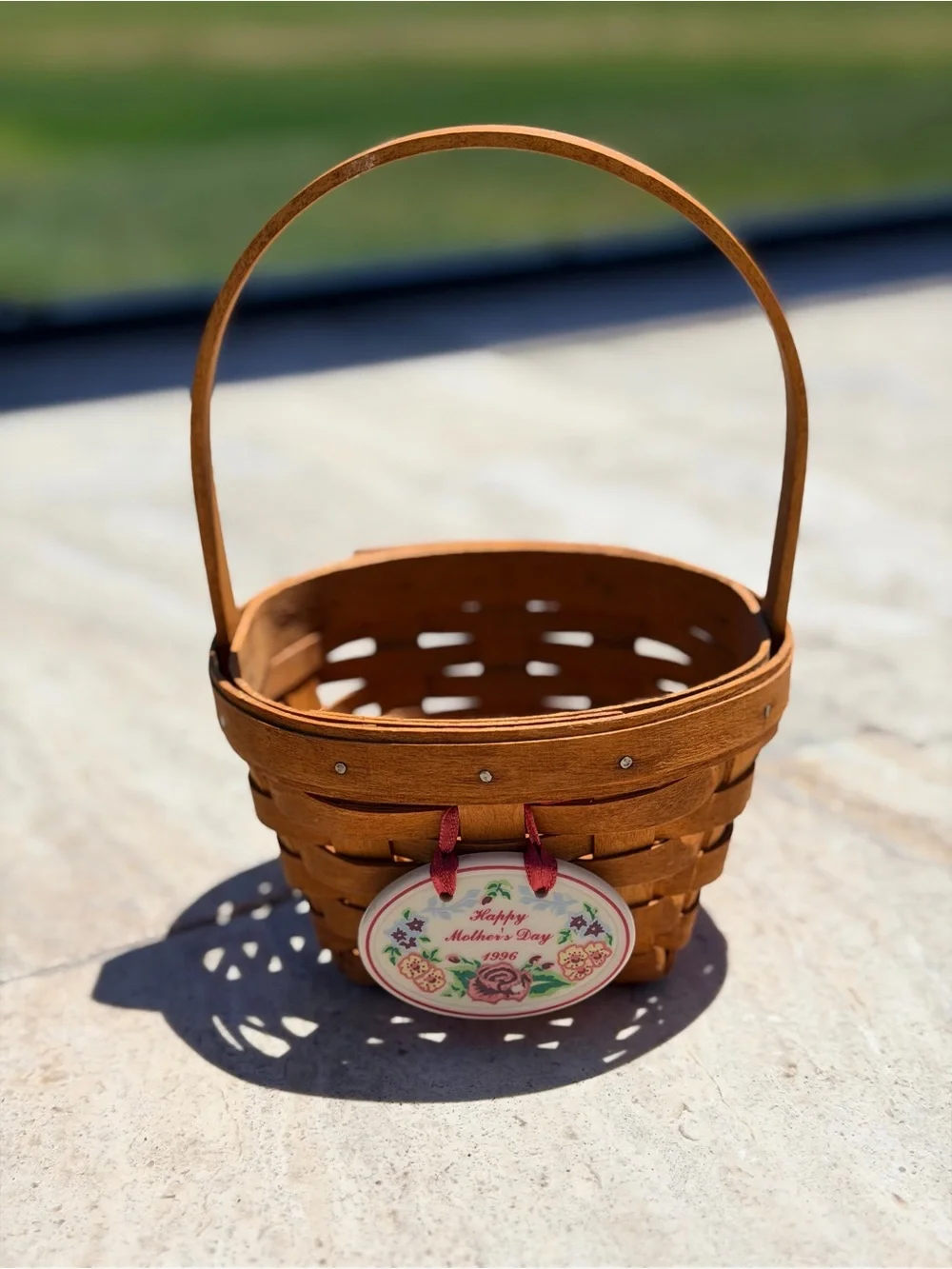 Longaberger 1998 Mothers Day Rings & Things Basket+Pottery Tie On